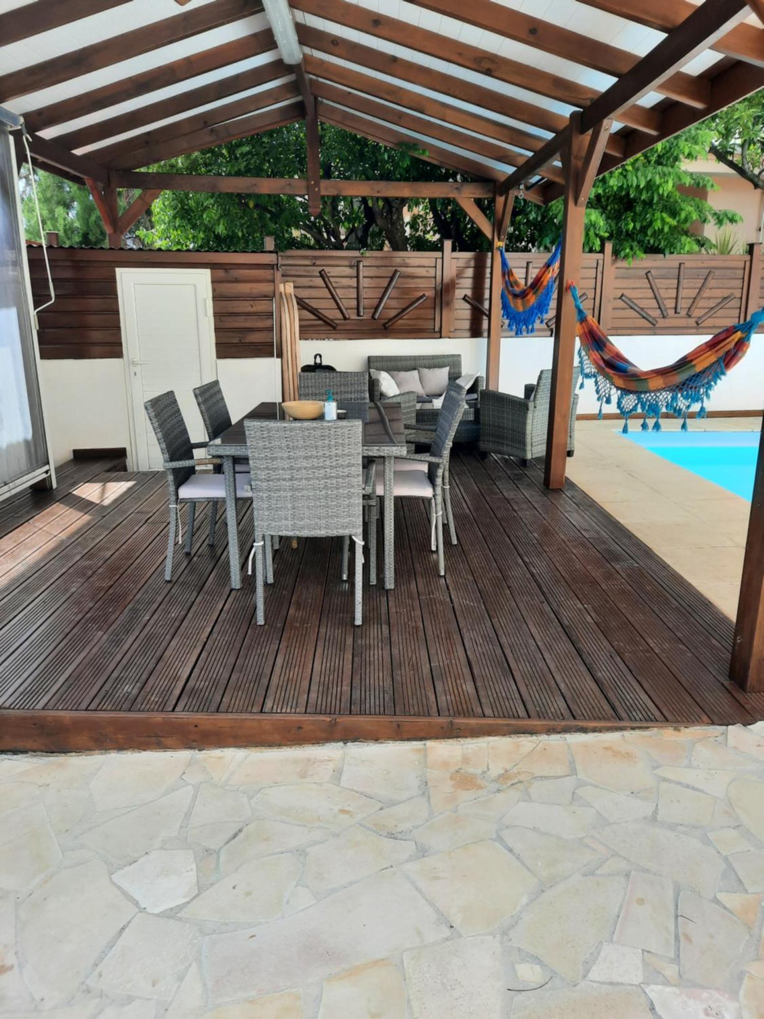 Studio Avec Piscine Privee, Idealement Situe Saint Claude Bagian luar foto